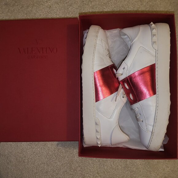 VALENTINO Garavani "Rockstud" Sneakers Size 10 - Picture 1 of 6
